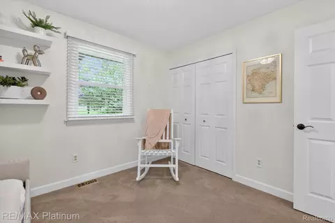 Bedroom - 139 Edgemont Dr, Howell, MI 48855 photo 6 of 7