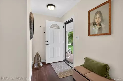 Entry Way - 139 Edgemont Dr, Howell, MI 48855 photo 1 of 4