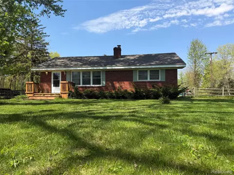 6772 Wells Rd, Summerfield, MI 49270