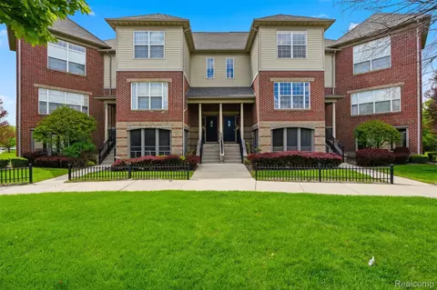 4311 Miracles Blvd, Detroit, MI 48201