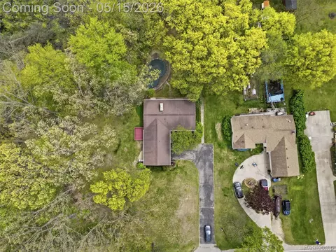 View/Area - 8645 Fieldcrest Dr, Green Oak, MI 48116 photo 5 of 5