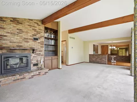 Living - 8645 Fieldcrest Dr, Green Oak, MI 48116 photo 1 of 6