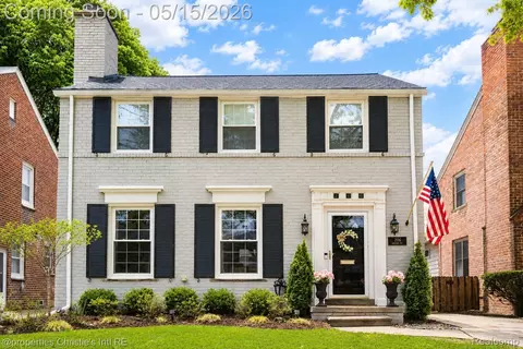 206 Mckinley Ave, Grosse Pointe Farms, MI 48236