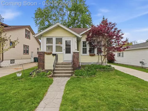 504 S Kenwood Ave, Royal Oak, MI 48067