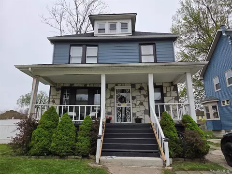 202 Connecticut St, Highland Park, MI 48203