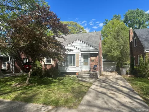 545 Shadowlawn St, Inkster, MI 48141