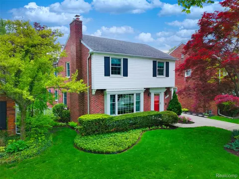 24517 Rockford St, Dearborn, MI 48124