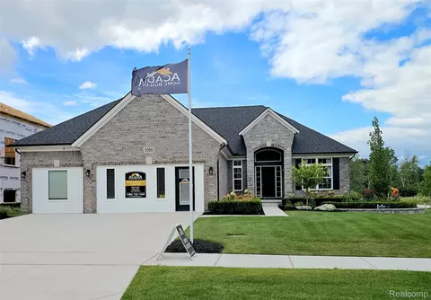 50079 Mustang Dr, Macomb, MI 48042
