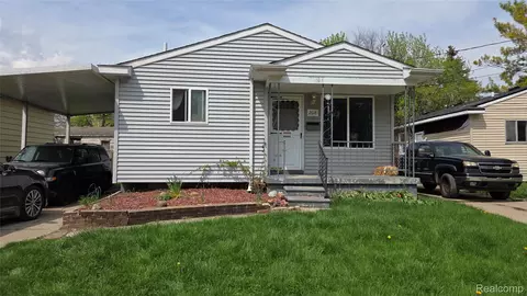 2618 Lester Ct, Flint, MI 48503