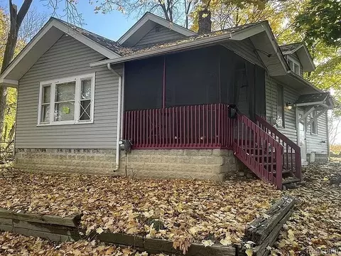 1518 Wisconsin Ave, Flint, MI 48506
