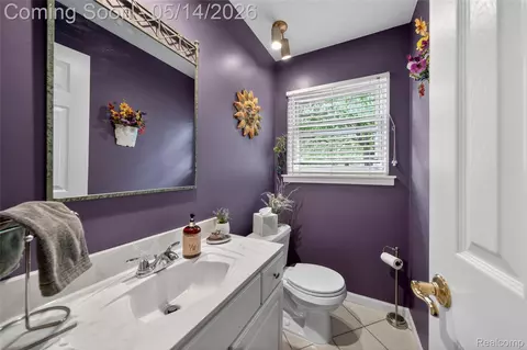 Bath - 3560 Beach Rd, Troy, MI 48084 photo 1 of 3