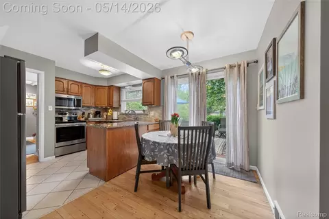 Other - 3560 Beach Rd, Troy, MI 48084 photo 5 of 10