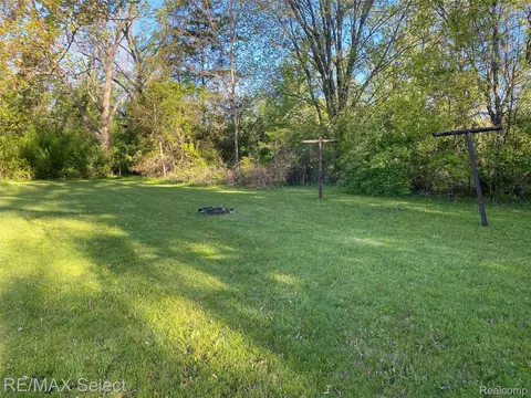 Other - 6169 Johnson Rd, Flushing, MI 48433 photo 2 of 12