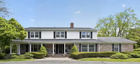 5447 Lahser Rd, Bloomfield Hills, MI 48304
