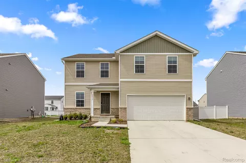9053 Sandstone Dr, Newport, MI 48166
