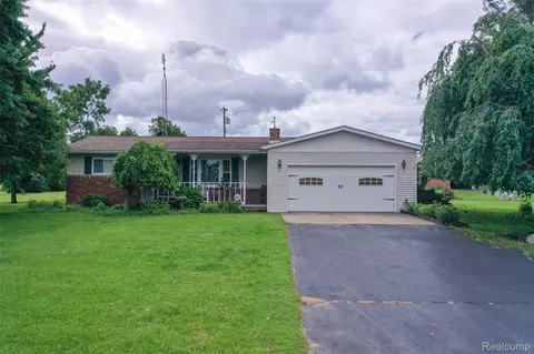 5067 Hemingway Lake Rd, Marathon, MI 48464