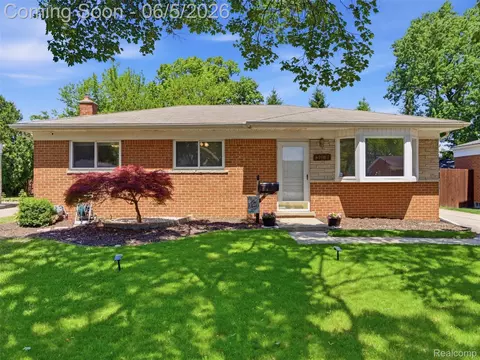 14081 La Chene Ave, Warren, MI 48088