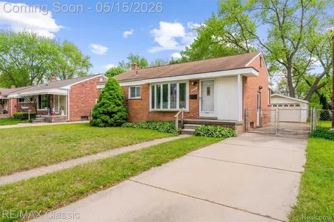 28731 Kathryn St, Garden City, MI 48135