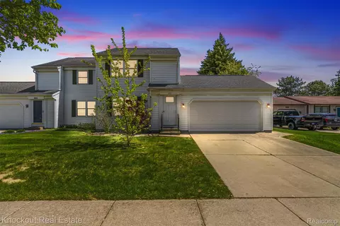 459 Zehnder Dr, Frankenmuth, MI 48734