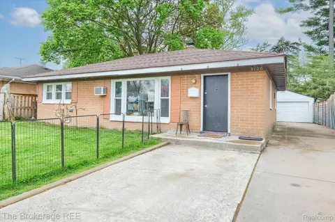 3106 Cherokee Ave, Flint, MI 48507