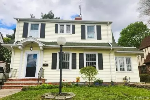 80 E Iroquois Rd, Pontiac, MI 48341