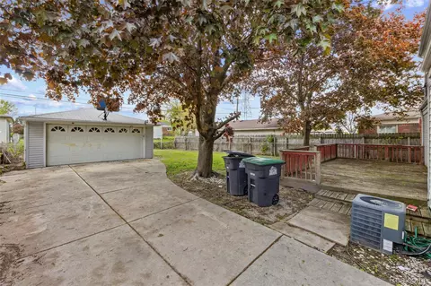 7608 Tulane St, Taylor, MI 48180 photo 3