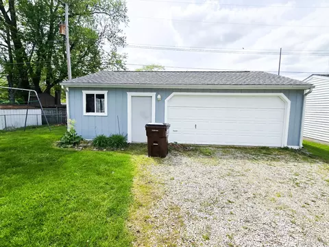 Exterior - 12929 Matthews St, Carleton, MI 48117 photo 2 of 12