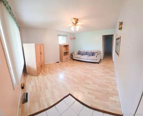 Living - 12929 Matthews St, Carleton, MI 48117 photo 1 of 2