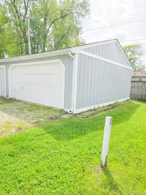 Other - 12929 Matthews St, Carleton, MI 48117 photo 19 of 29