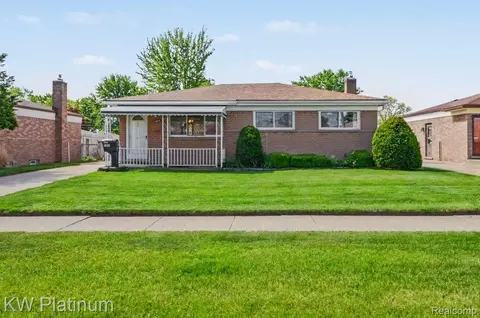 13646 Edwin Ct, Warren, MI 48088
