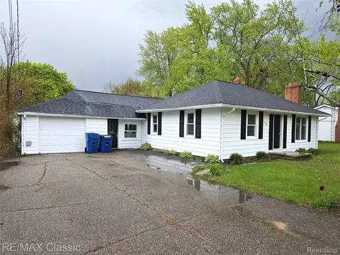 726 Oda St, Davison, MI 48423