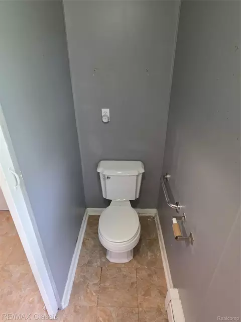 Other - 726 Oda St, Davison, MI 48423 photo 6 of 11