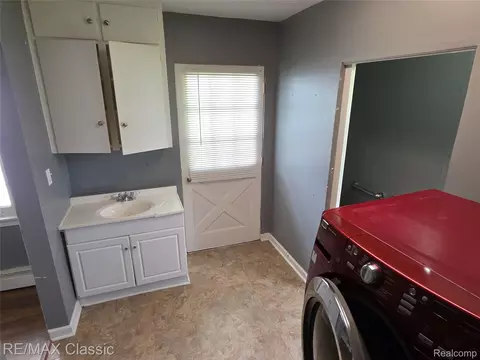 Other - 726 Oda St, Davison, MI 48423 photo 4 of 11