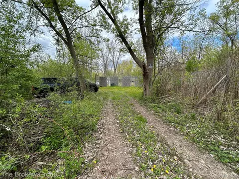 6120 Kelly Rd, Mount Morris, MI 48433 photo 8