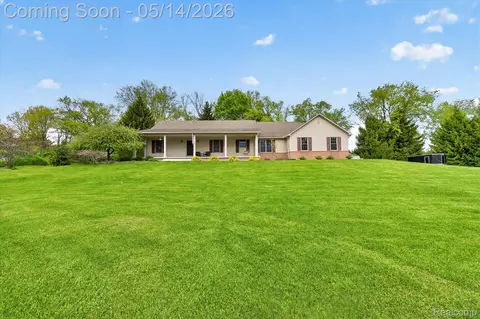 7659 Clyde Rd, Oceola, MI 48430