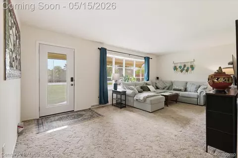 Living - 5457 N Seymour Rd, Flushing, MI 48433 photo 1 of 3