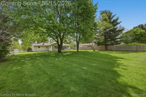 Exterior - 5457 N Seymour Rd, Flushing, MI 48433 photo 6 of 6