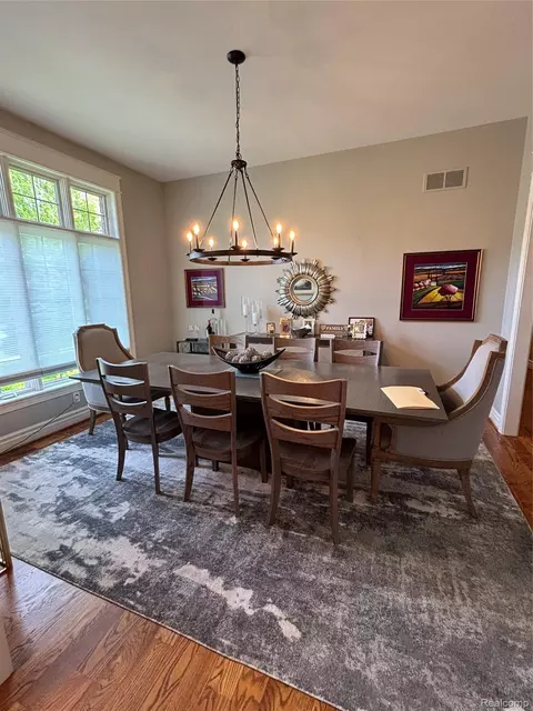 Dining - 9035 N Island Dr, Flushing, MI 48433 photo 1 of 1