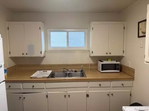 935 Ingleside Ave, Flint, MI 48507 photo 5