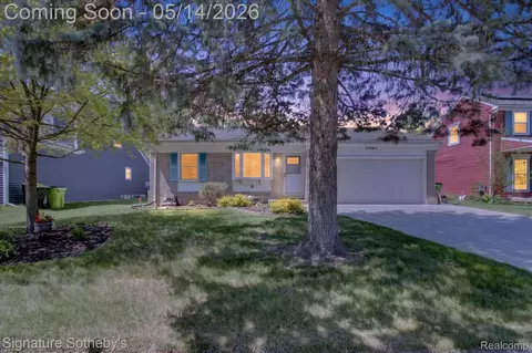 24563 Kings Pointe, Novi, MI 48375