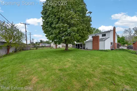 Exterior - 1450 Dreon Dr, Clawson, MI 48017 photo 3 of 3