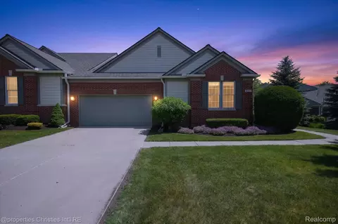 16502 Cypress Ct, Northville, MI 48168