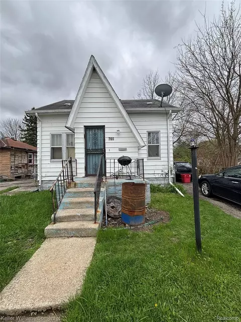 766 E Austin Ave, Flint, MI 48505