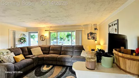 Living - 21240 Isabelle St, Huron, MI 48174 photo 1 of 3