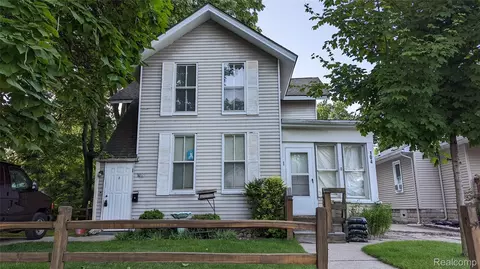 104 Grand Ave, Mount Clemens, MI 48043