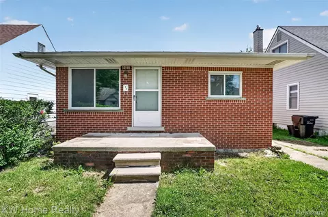 14548 Euclid Ave, Allen Park, MI 48101