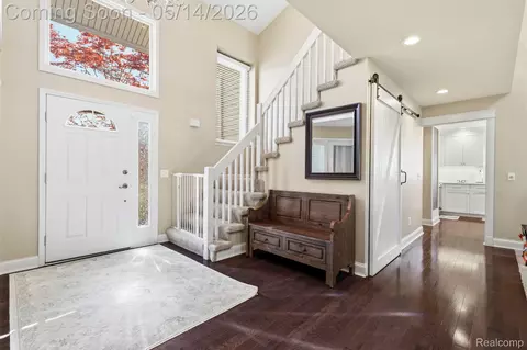 Entry Way - 52425 Bryan Michael Dr, Macomb, MI 48042 photo 2 of 3