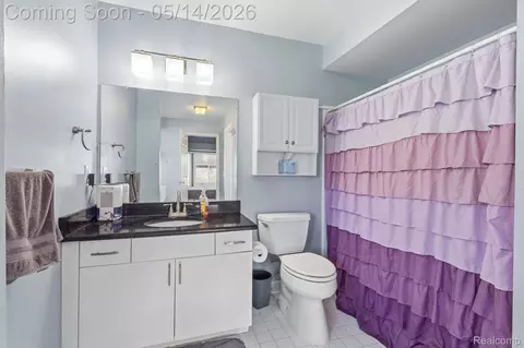 Bath - 52425 Bryan Michael Dr, Macomb, MI 48042 photo 3 of 3