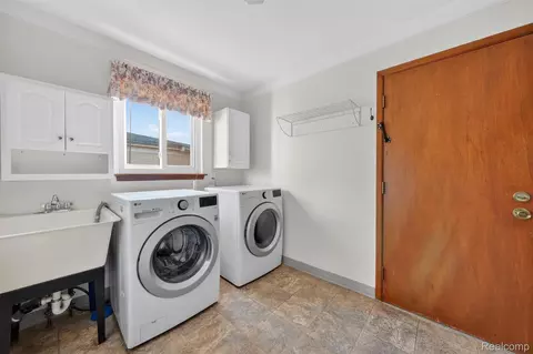 Other - 30041 Warner Ave, Warren, MI 48092 photo 7 of 12