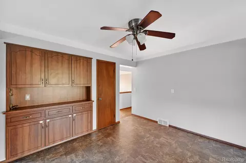 Other - 30041 Warner Ave, Warren, MI 48092 photo 5 of 12